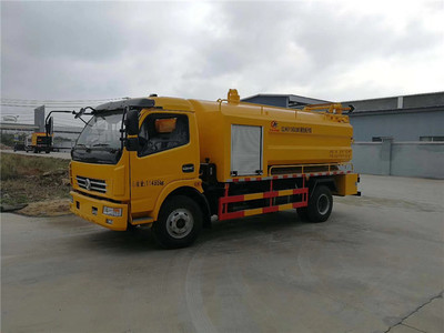 黄牌10方清洗吸污车 市政抢险中的热销车型深度解析与选购指南